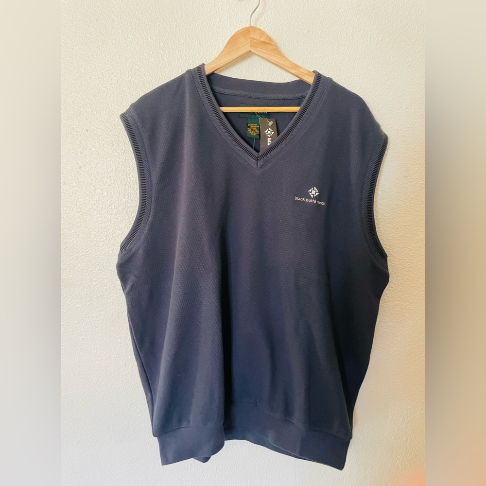 Izod Men's V-Neck Sweater Vest Size XL Golf Black Butte Ranch NWT New